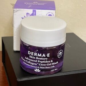 Derma E skin restore advanced peptides and flora collagen cyro gel mask 2 oz